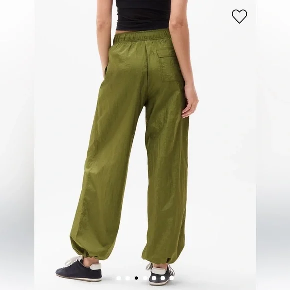 Athleta Lunar Sheen Utility Mid Rise Olive Green Women's Pants, Small - Picture 3 of 10